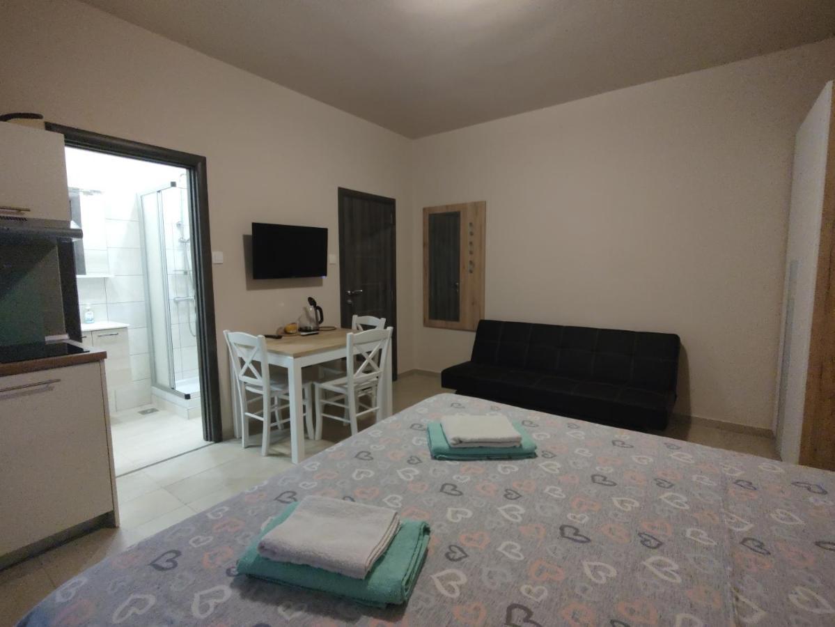 Josipa 1 Apartment ซริกเวนิซา ภายนอก รูปภาพ
