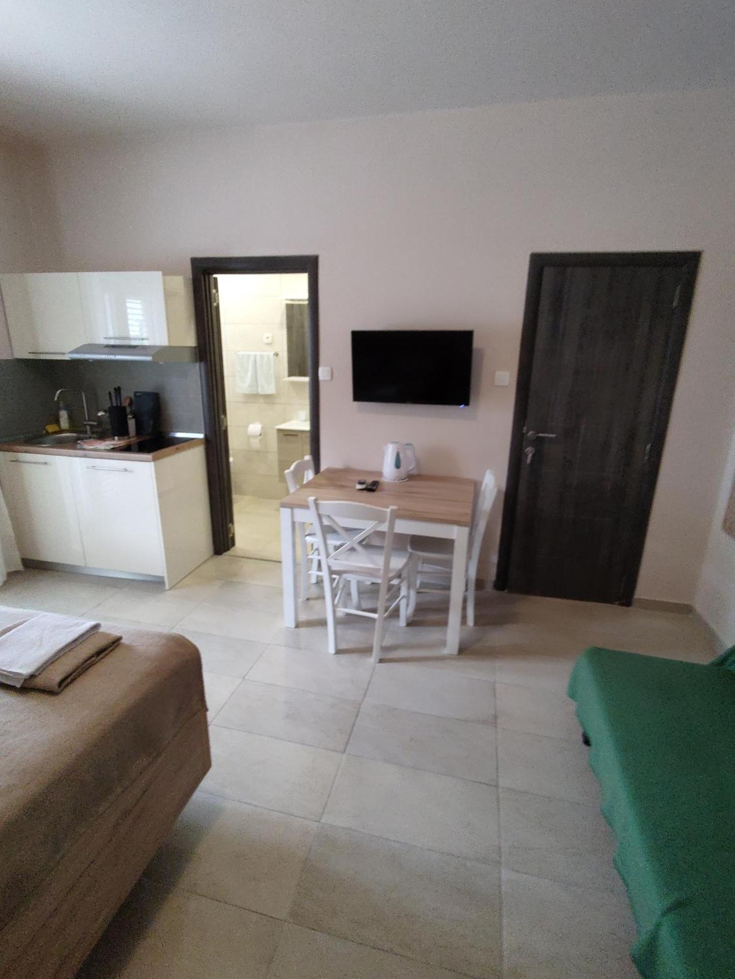 Josipa 1 Apartment ซริกเวนิซา ห้อง รูปภาพ